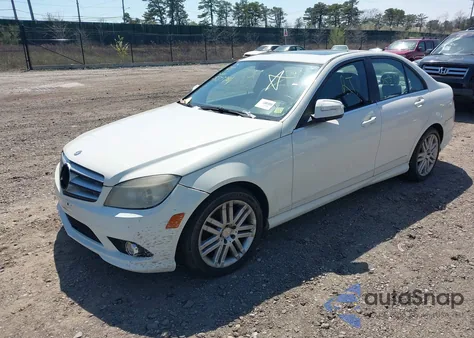 2008 Mercedes-Benz C 300 Luxury 4Matic/Sport 4Matic из США, поврежденный, VIN WDDGF81X68F062900